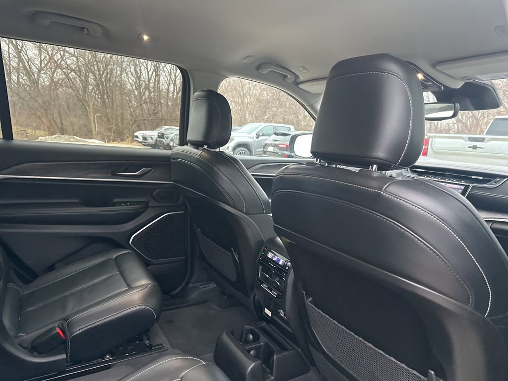 Used 2021 Jeep Grand Cherokee L Limited w/ Trailer Tow Group (B) image 13