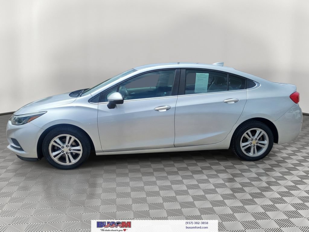 Used 2017 Chevrolet Cruze LT FWD image 24