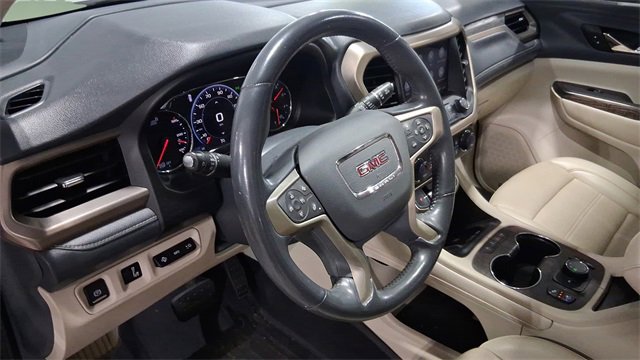 Used 2022 GMC Acadia Denali w/ Denali Technology Package image 29