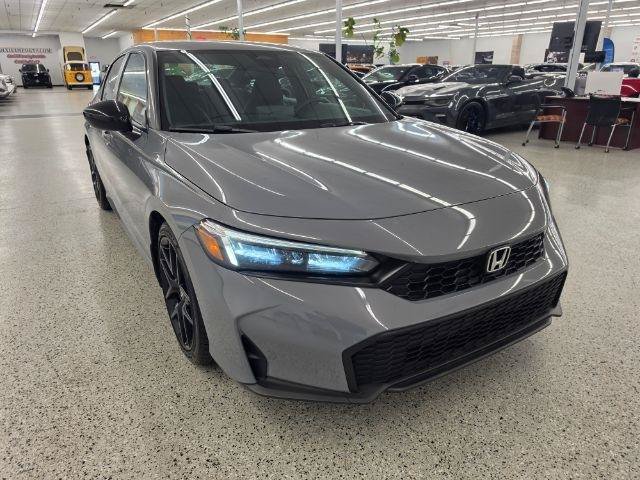 Used 2025 Honda Civic Sport image 4