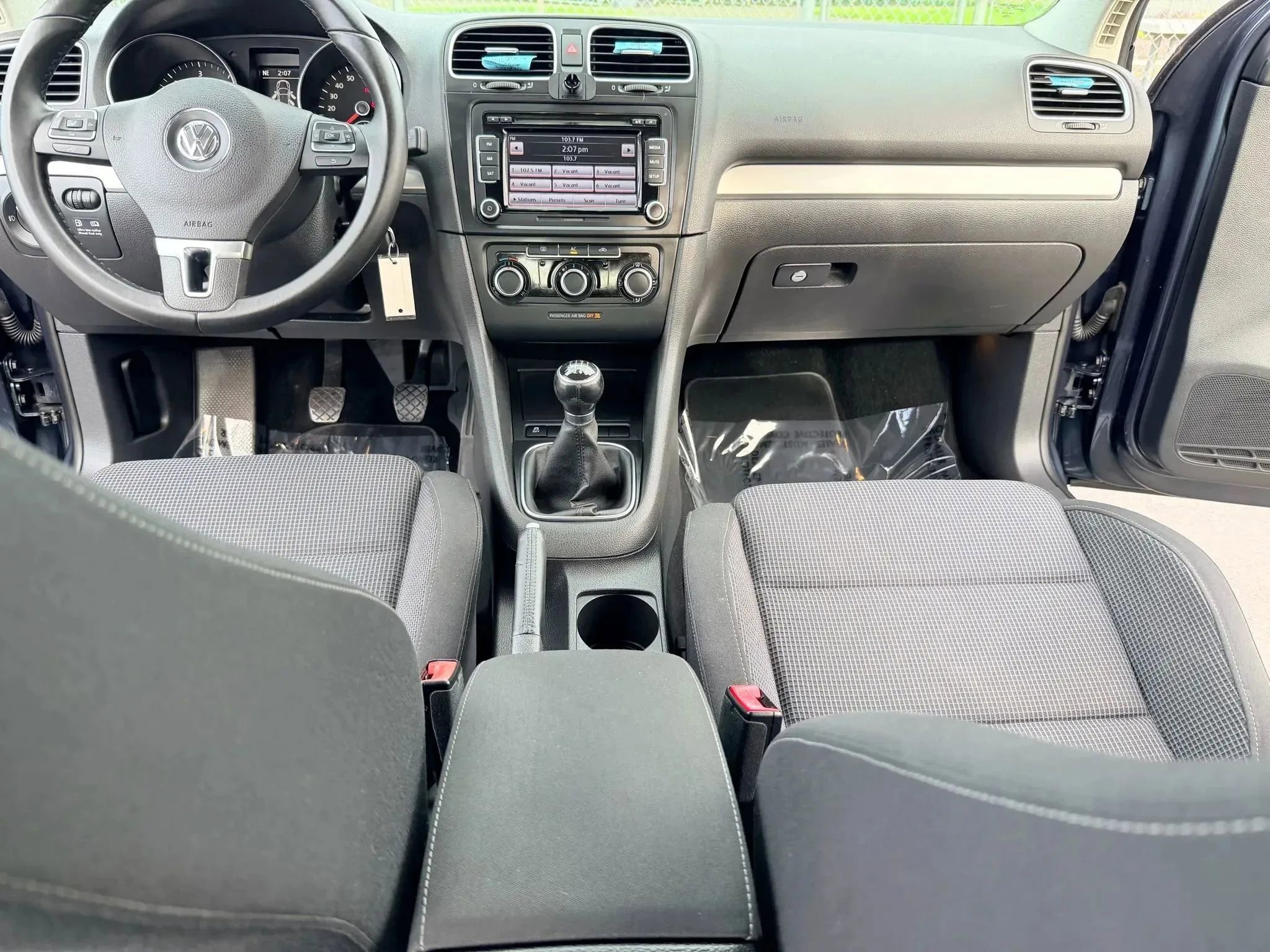 Used 2011 Volkswagen Golf TDI image 13