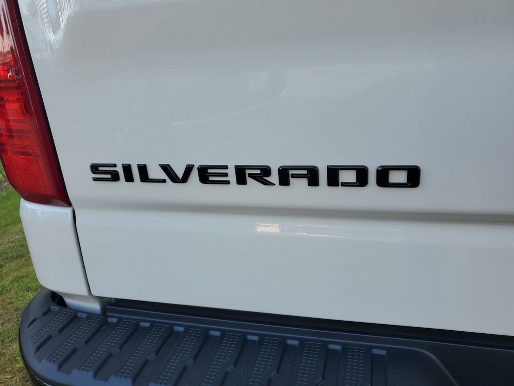 New 2026 Chevrolet Silverado 1500 Custom Trail Boss w/ Dark Appearance Package image 7