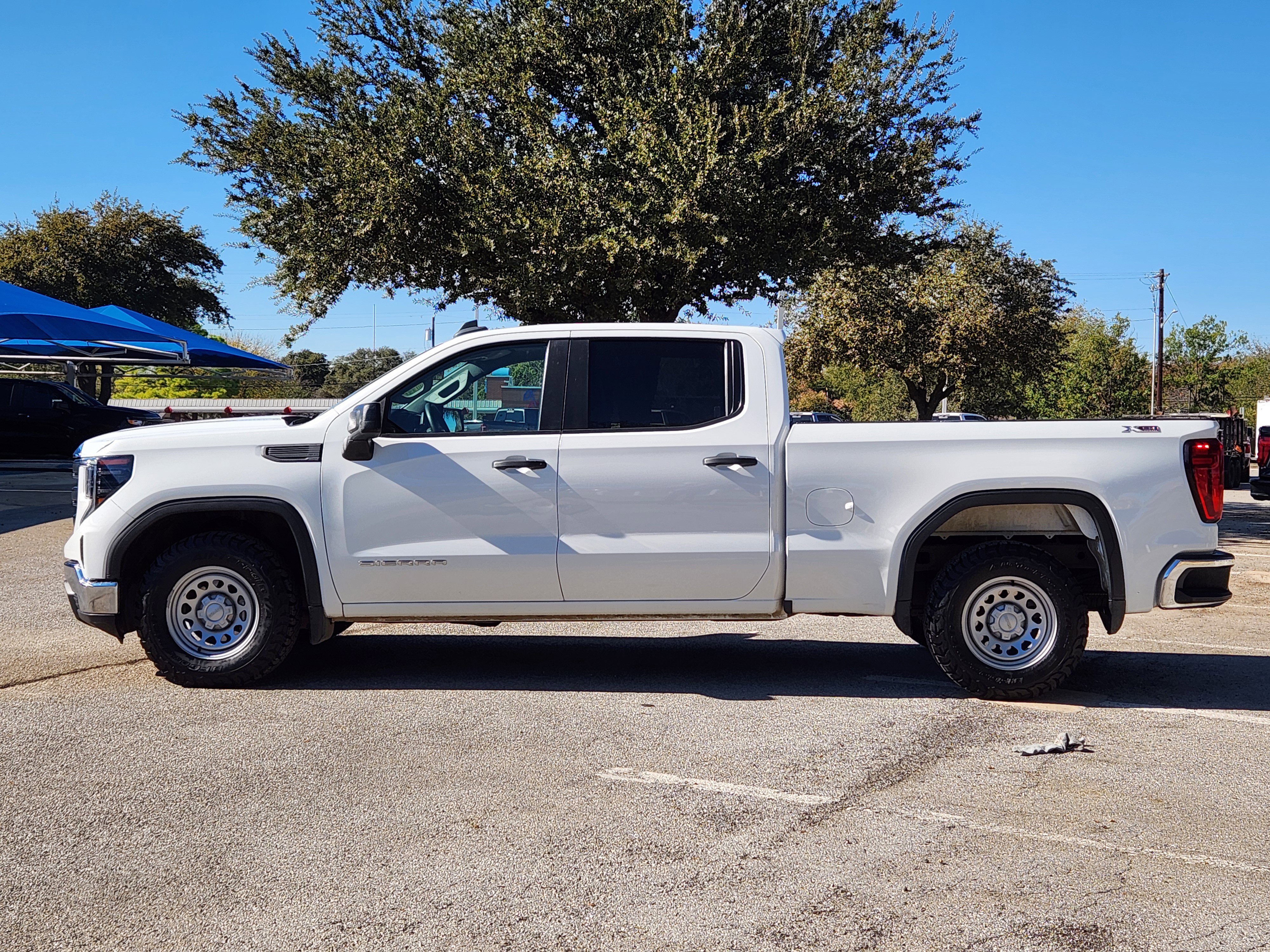 Used 2023 GMC Sierra 1500 Pro image 4