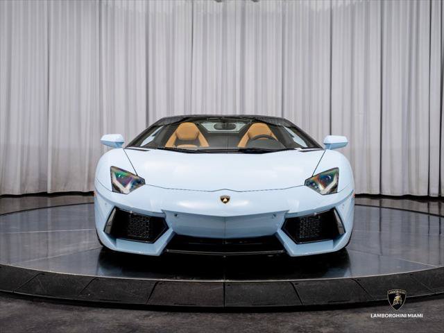 Used 2015 Lamborghini Aventador LP 700-4 AWD/4WD image 3