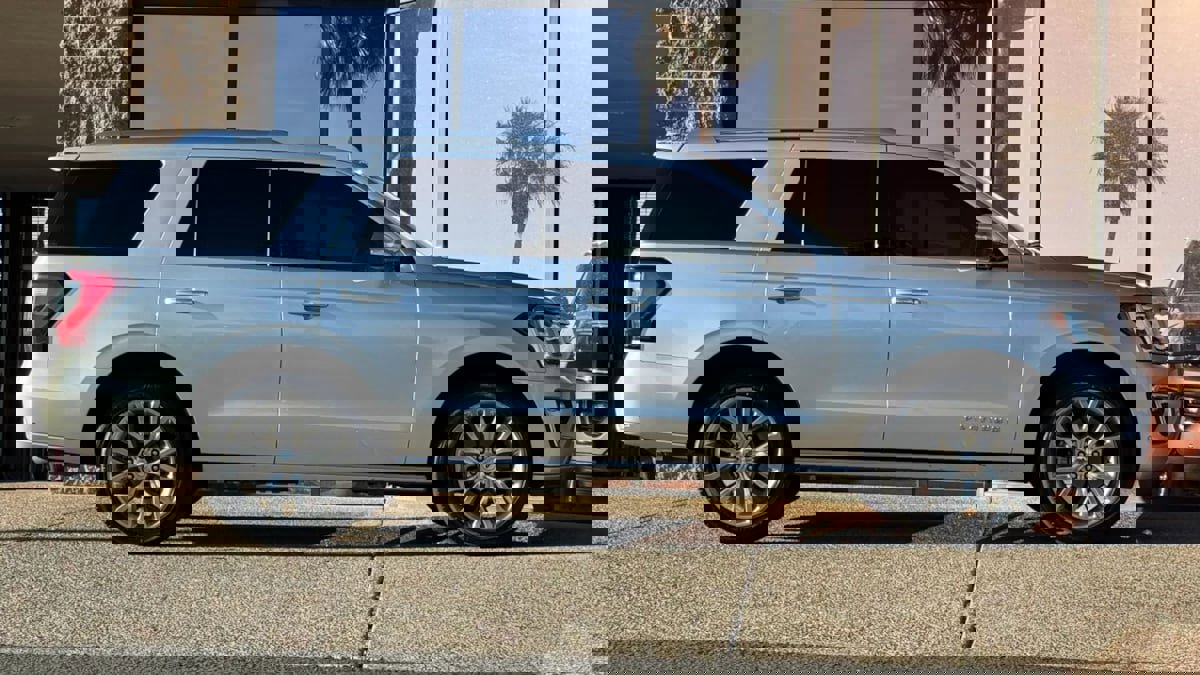 Used 2019 Ford Expedition Platinum image 15