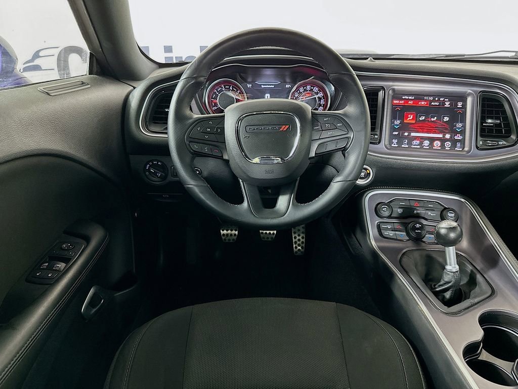 Used 2016 Dodge Challenger R/T RWD image 25