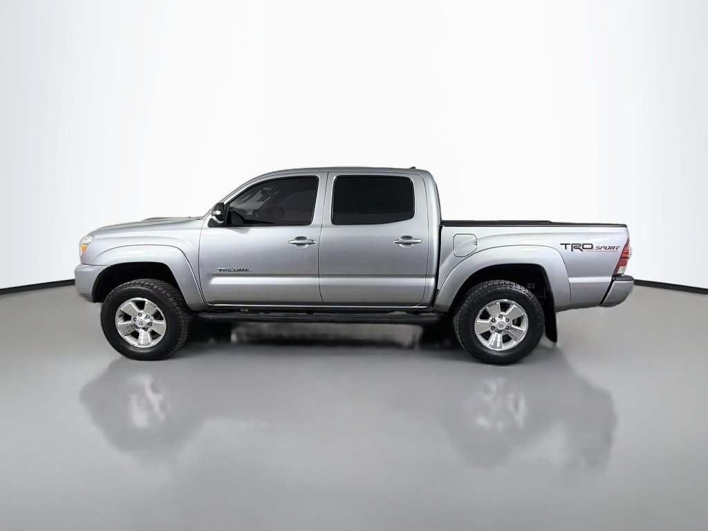 Used 2015 Toyota Tacoma 4x4 Double Cab w/ TRD Sport Package image 9