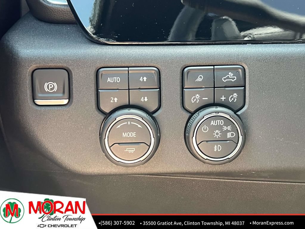 Certified 2025 Chevrolet Silverado 1500 High Country w/ High Country Premium Package AWD/4WD image 30