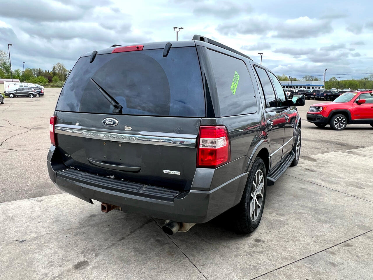 Used 2015 Ford Expedition XLT w/ Equipment Group 201A image 5