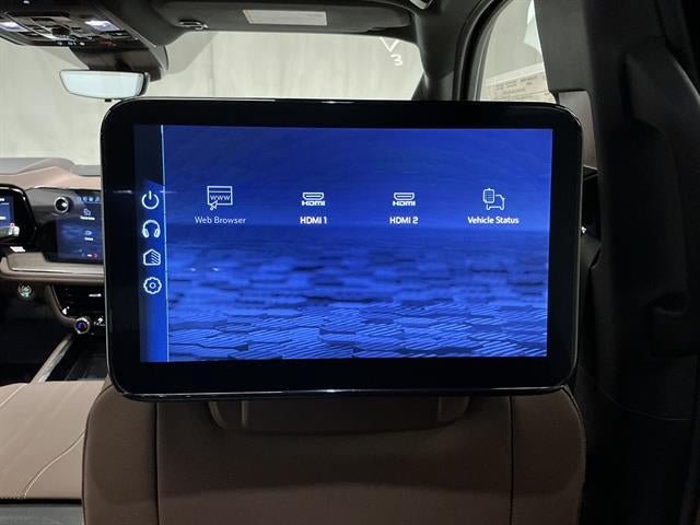 New 2026 Chevrolet Suburban High Country AWD/4WD image 30
