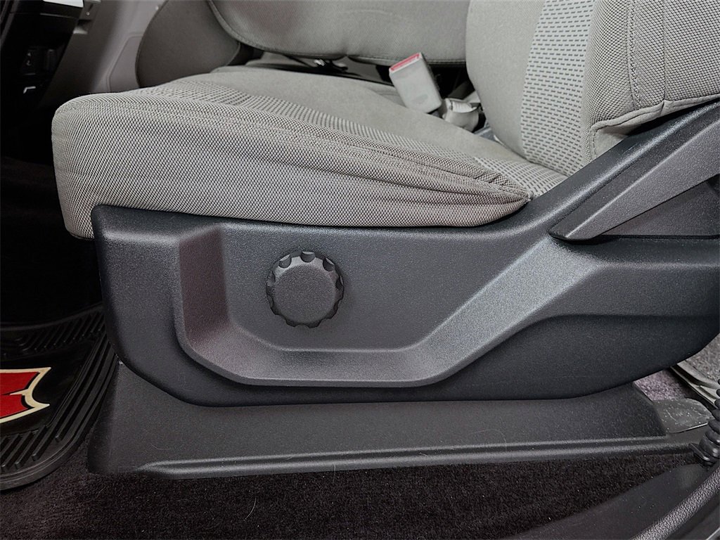 Used 2016 Ford F150 XLT image 18