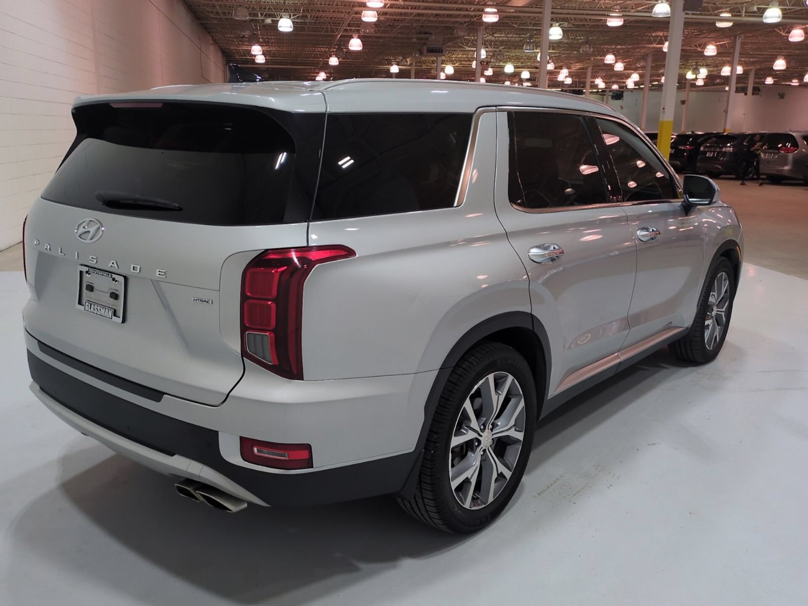Used 2021 Hyundai Palisade SEL w/ Premium Package AWD/4WD image 3