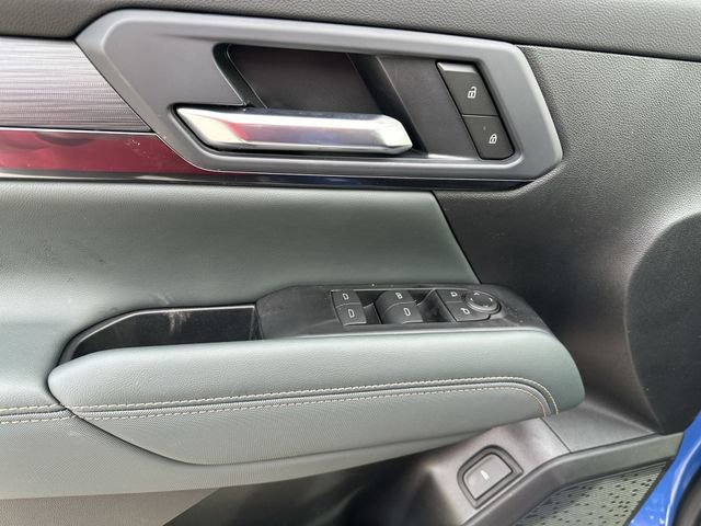 New 2026 GMC Terrain AT4 w/ LPO, Floor Liner Package image 17