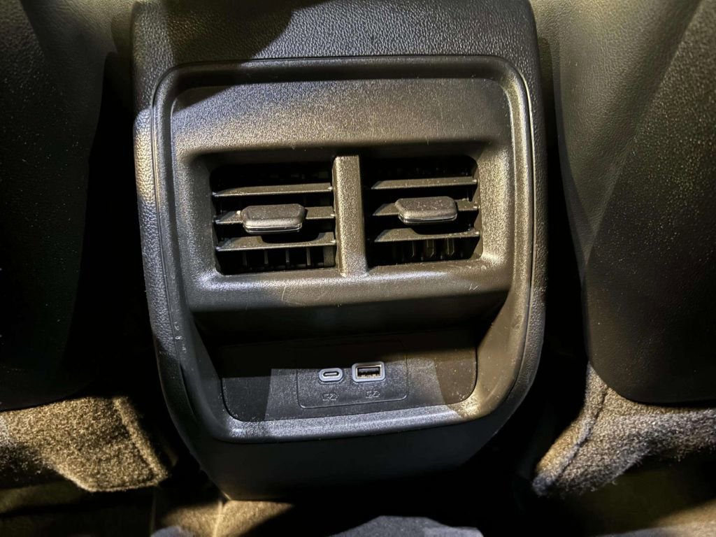 Used 2020 Cadillac XT4 Premium Luxury image 30