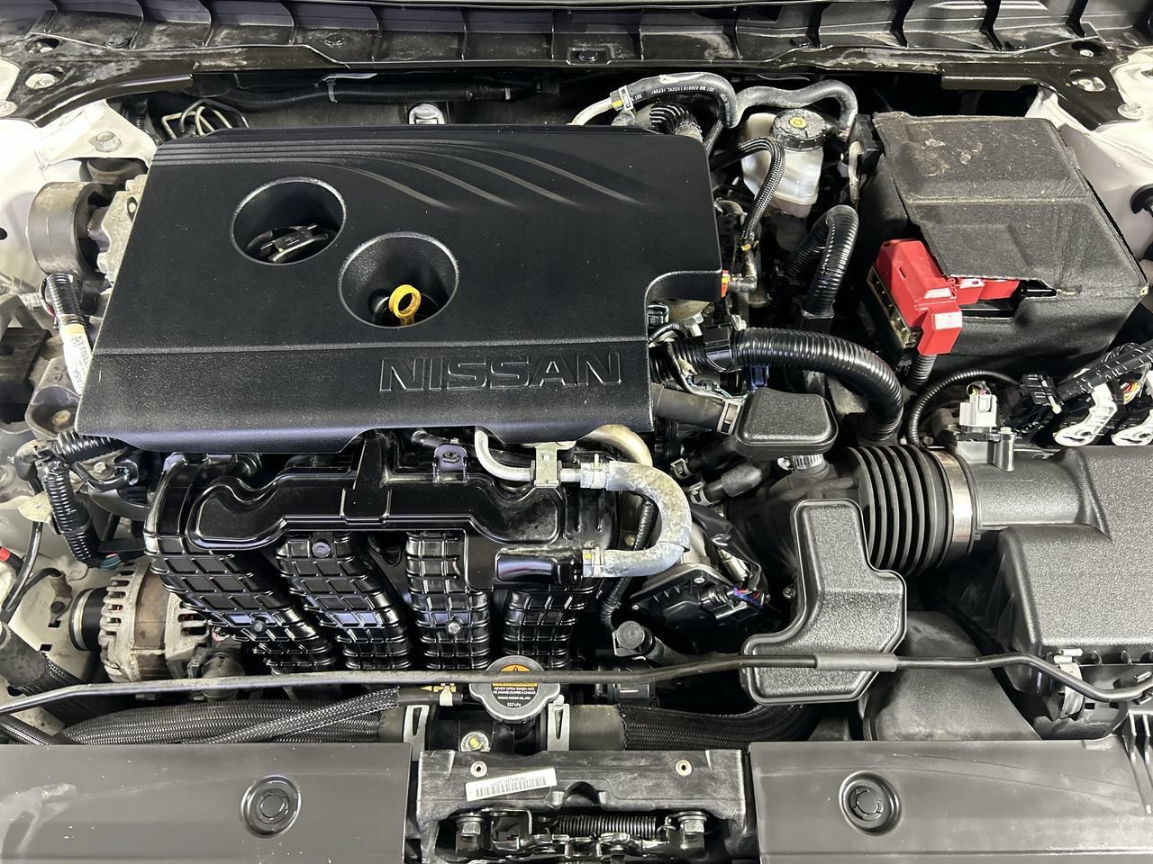 Used 2020 Nissan Altima 2.5 SV FWD image 11