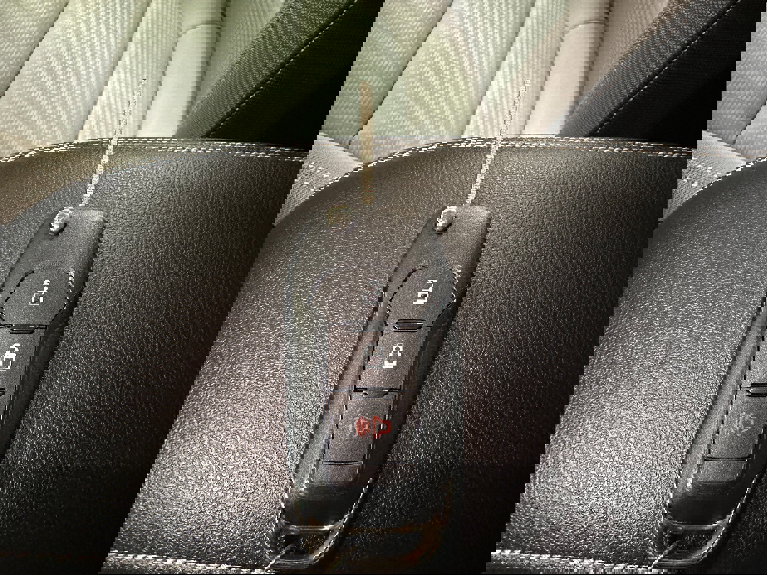 Certified 2022 Ford Escape S image 28