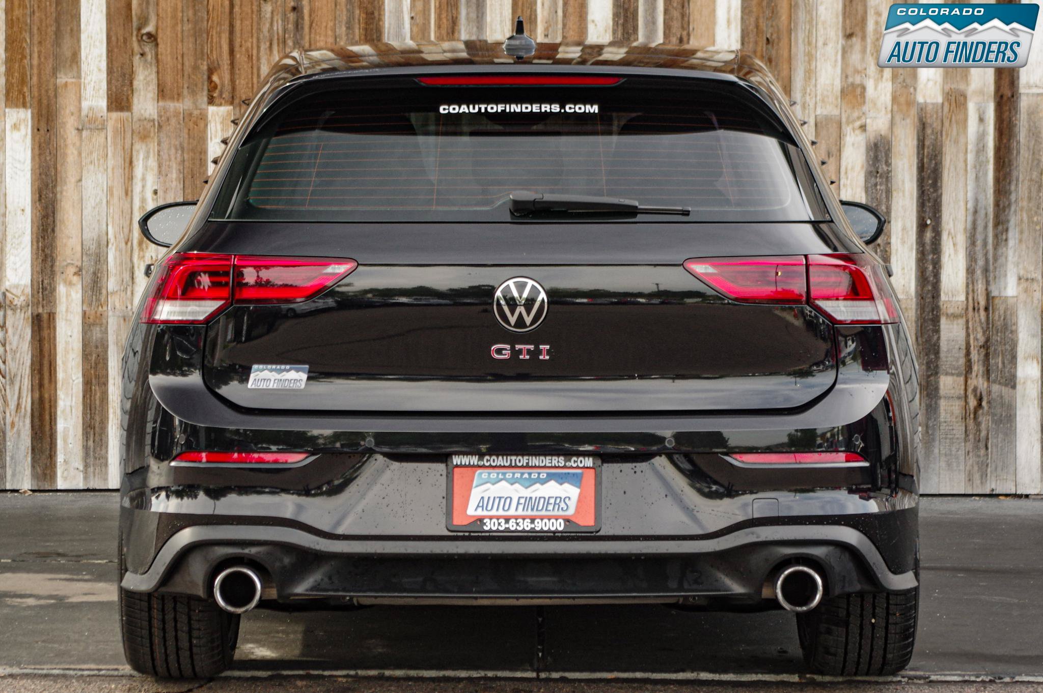Used 2022 Volkswagen GTI SE w/ SE Leather Package FWD image 5