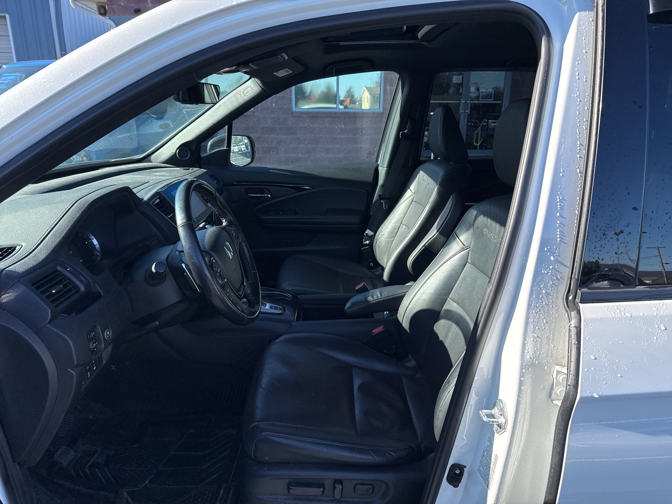 Used 2023 Honda Ridgeline Black Edition image 12