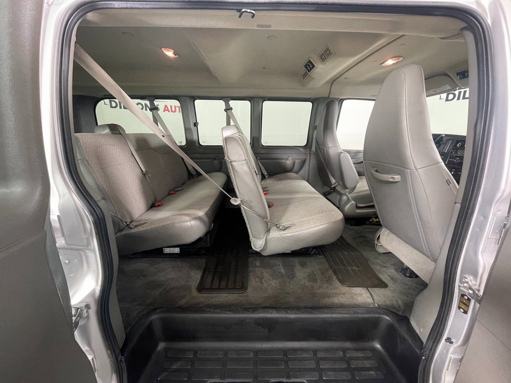 Used 2016 Chevrolet Express 2500 LS image 10