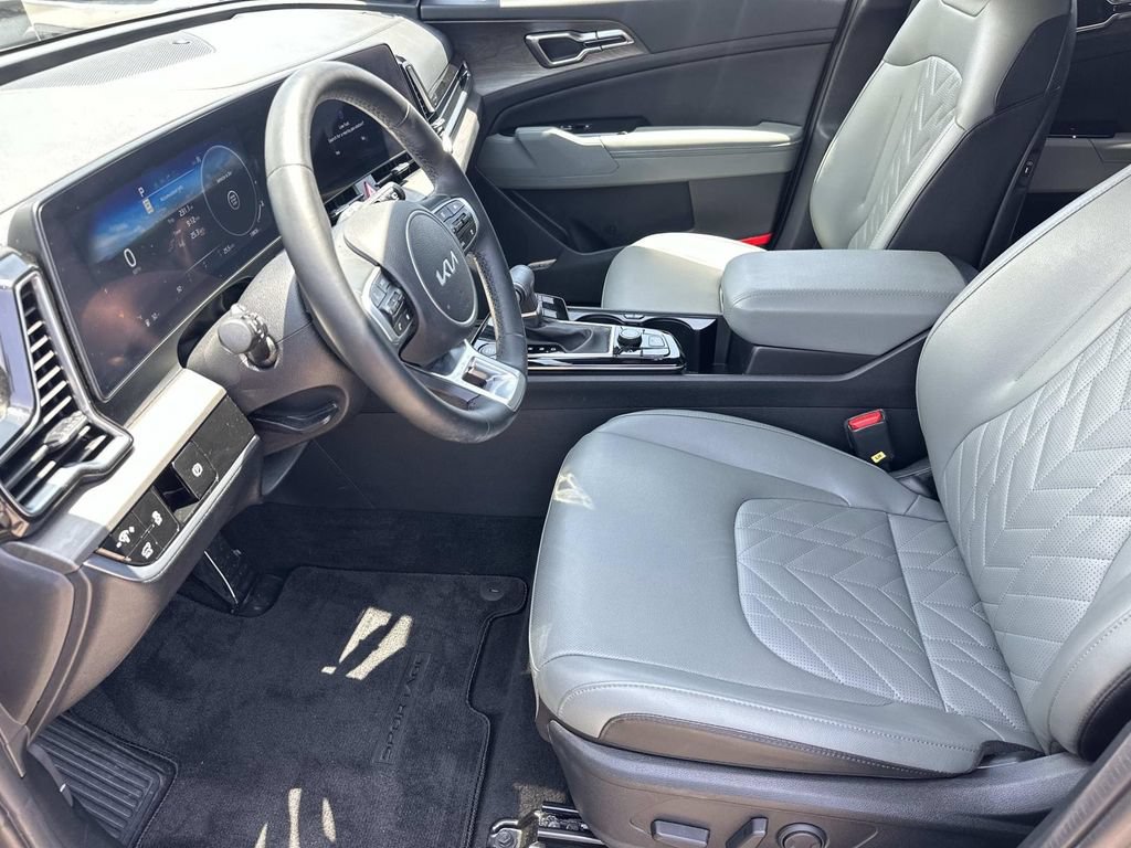 Used 2025 Kia Sportage X-Pro AWD/4WD image 13