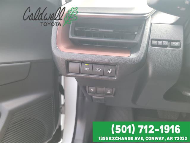 Used 2024 Toyota Prius Prime SE image 16