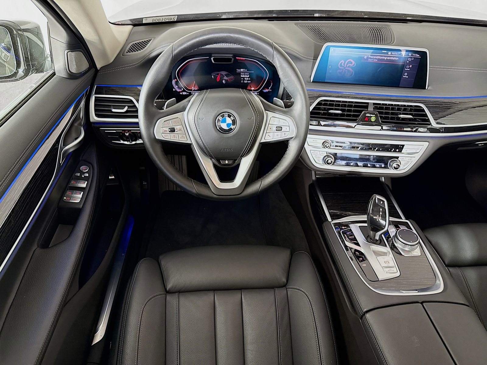 Certified 2022 BMW 740i RWD image 24