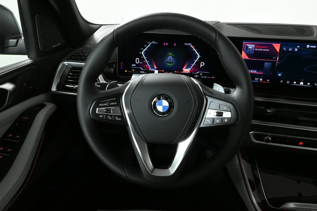 Used 2026 BMW X5 xDrive40i AWD/4WD image 18