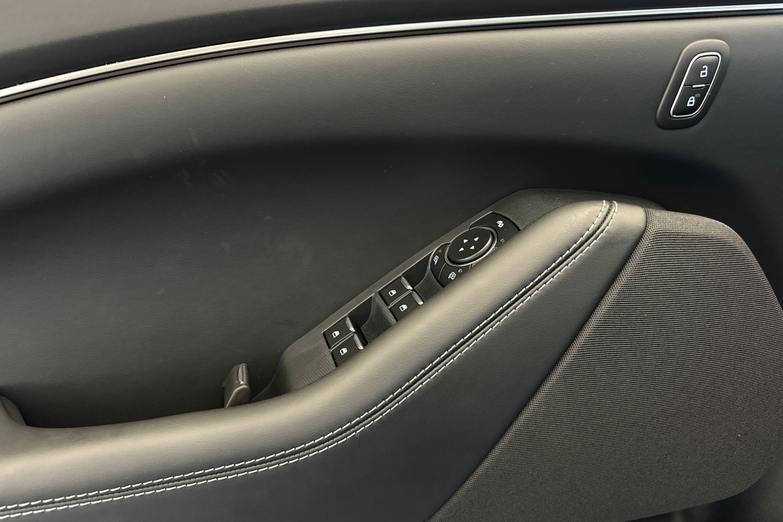 New 2026 Ford Mustang Mach-E Select RWD image 10