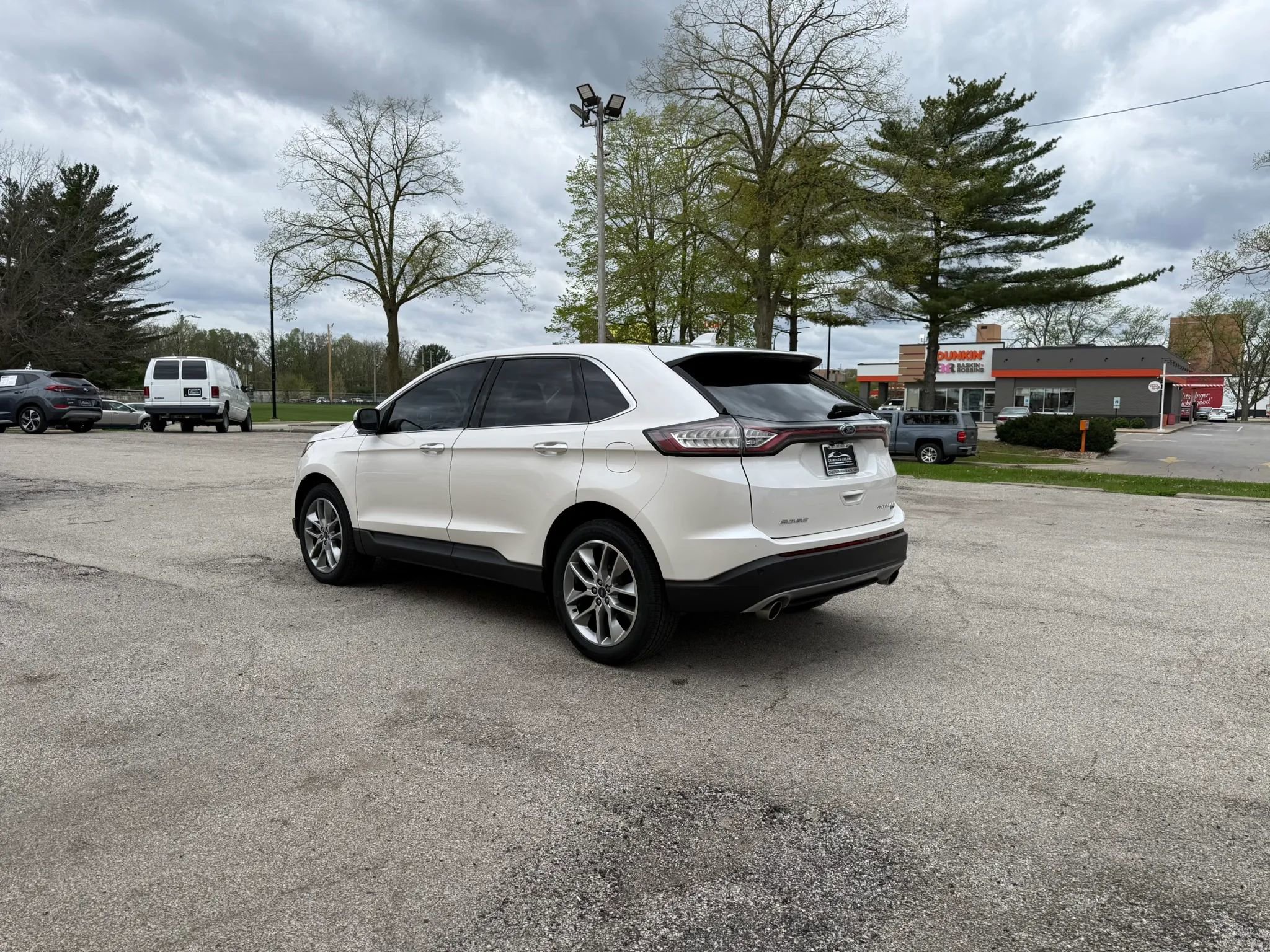 Used 2017 Ford Edge Titanium w/ Equipment Group 301A AWD/4WD image 5