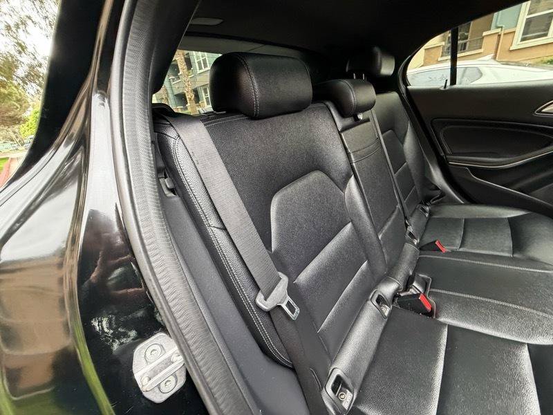 Used 2018 Mercedes-Benz GLA 250 image 42