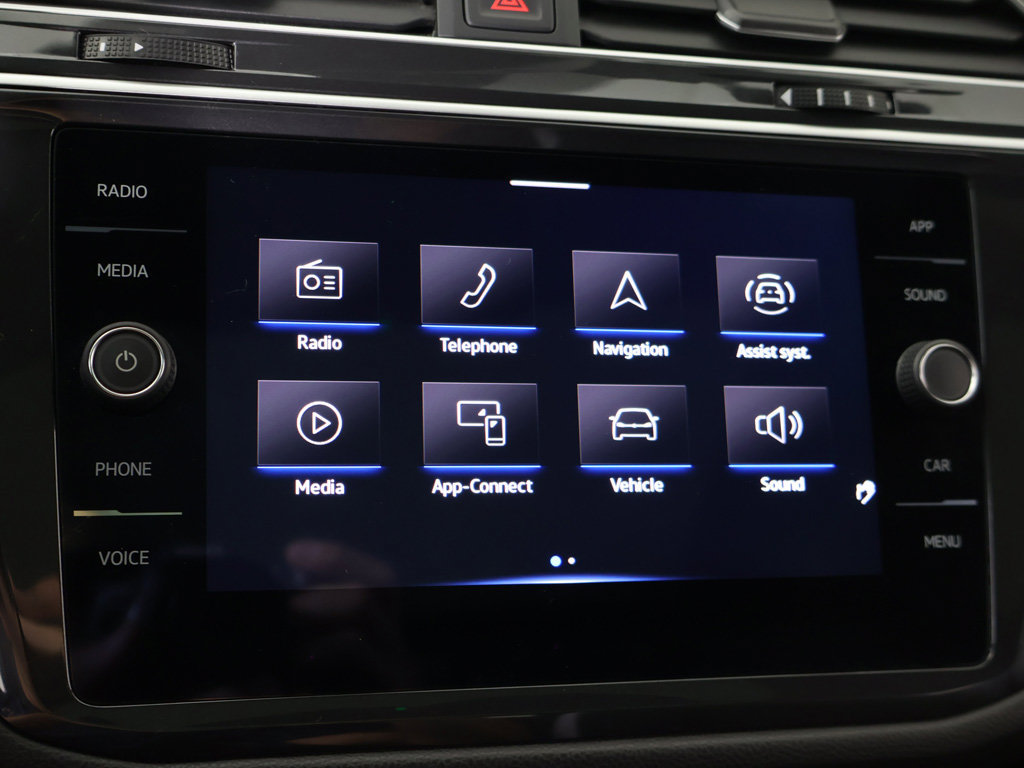 Used 2024 Volkswagen Tiguan SE R-Line AWD/4WD image 46