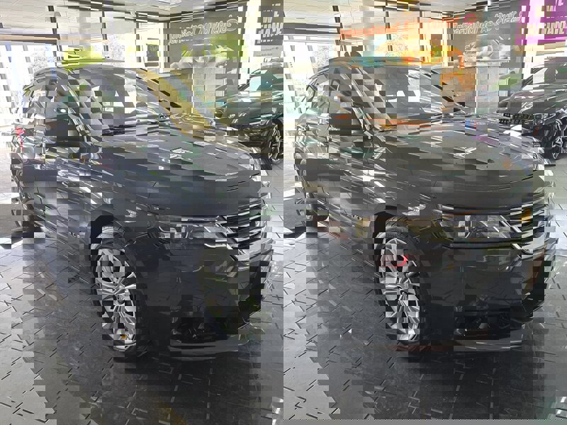 Used 2014 Chevrolet Impala LT w/ Premium Seating Package image 4