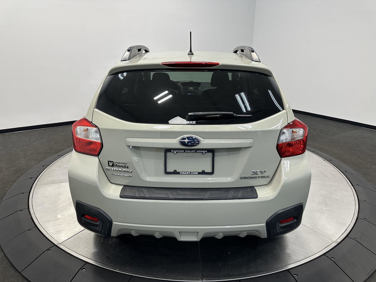 Used 2014 Subaru Crosstrek 2.0i Premium w/ Moonroof Package AWD/4WD image 6