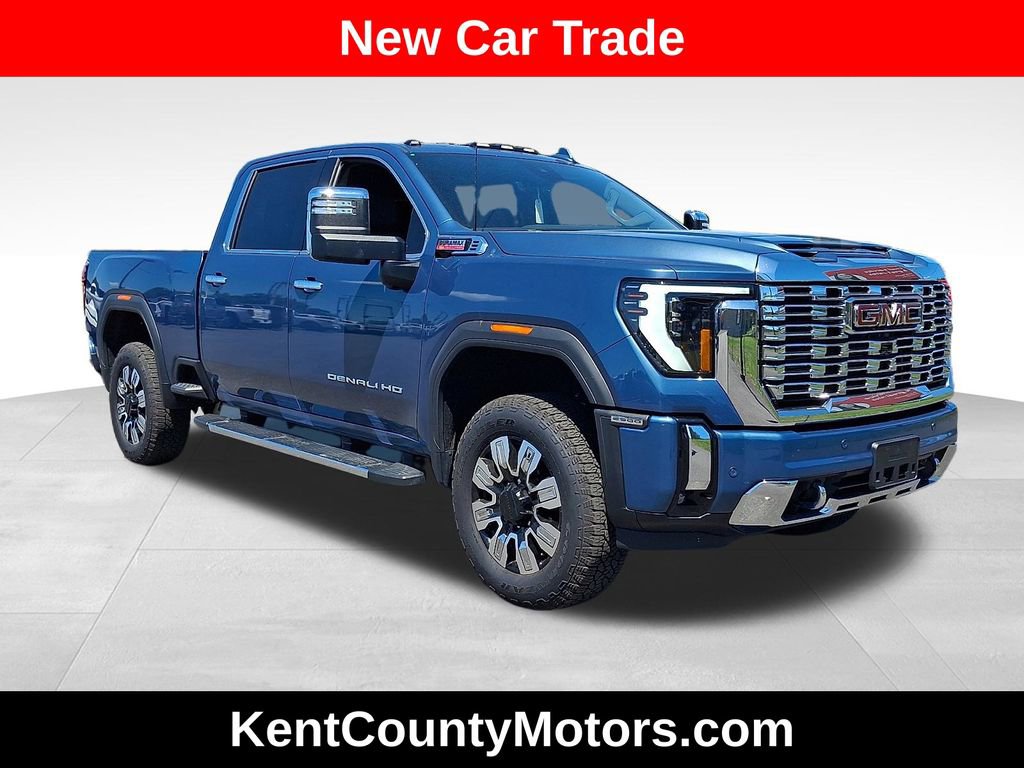Used 2025 GMC Sierra 2500 Denali w/ Denali Reserve Package AWD/4WD image 1