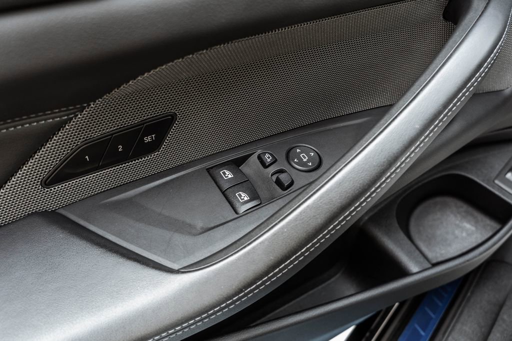 Used 2025 BMW M4 Competition w/ Executive Package RWD image 15
