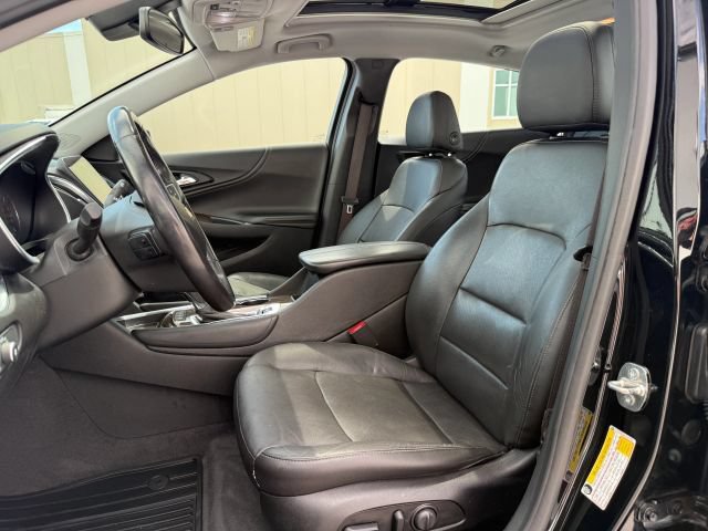 Used 2020 Chevrolet Malibu Premier FWD image 14