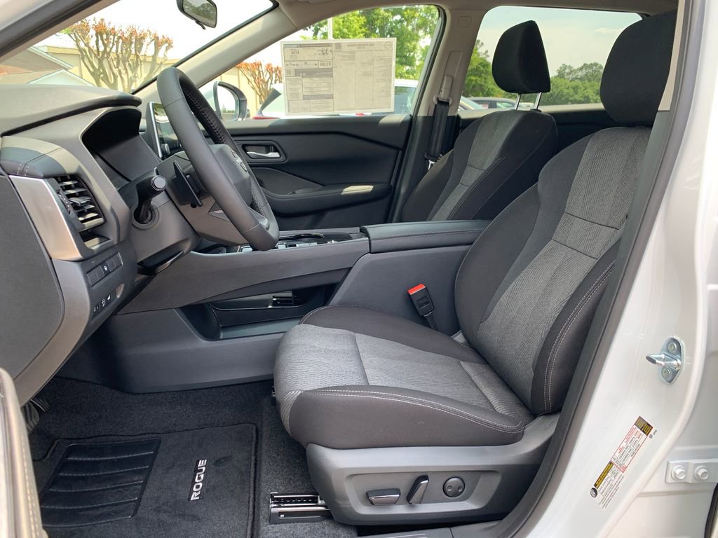 New 2026 Nissan Rogue SV FWD image 21