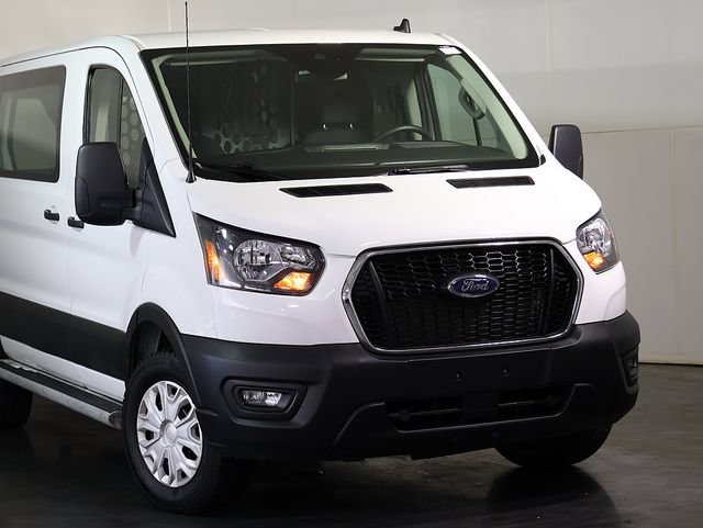 Used 2025 Ford Transit 250 Low Roof w/ Exterior Upgrade Package RWD image 6