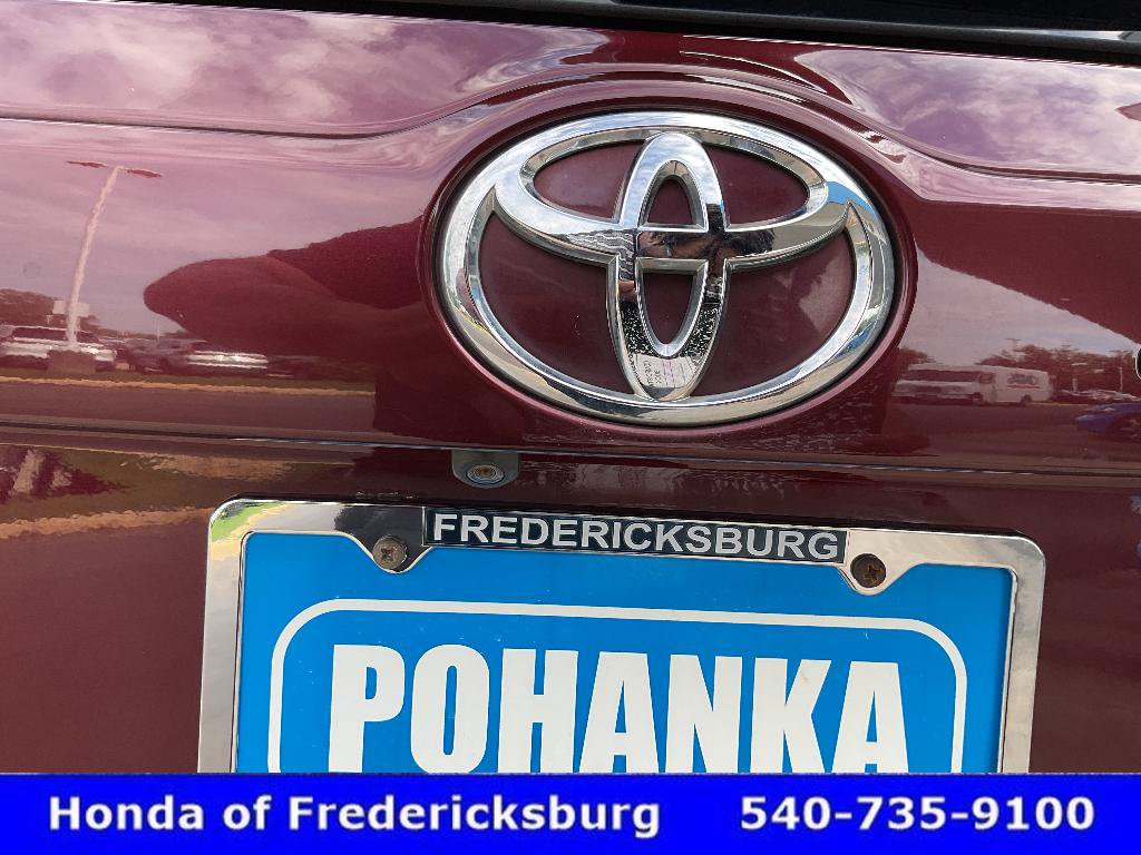 Used 2017 Toyota Highlander XLE AWD/4WD image 13