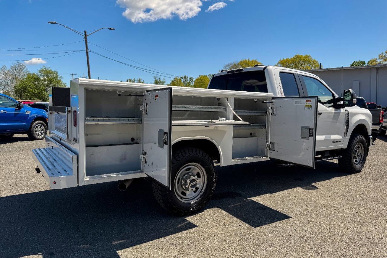Used 2024 Ford F350 XL w/ Snow Plow Prep Package AWD/4WD image 18