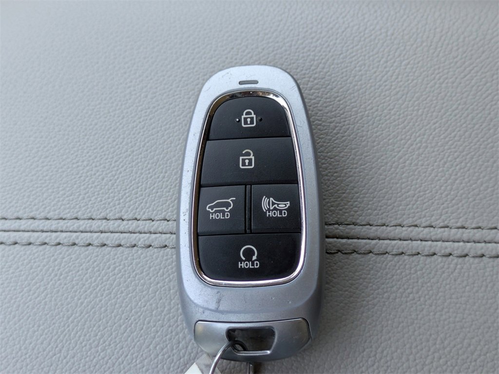 Used 2023 Hyundai Tucson SEL w/ Winter Package image 29