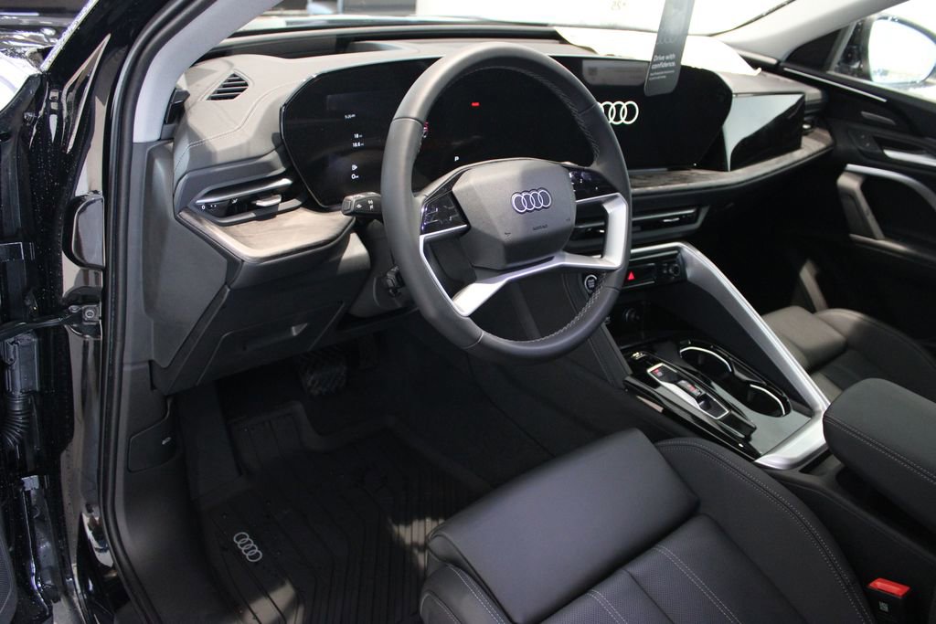 New 2025 Audi Q5 Premium Plus image 40