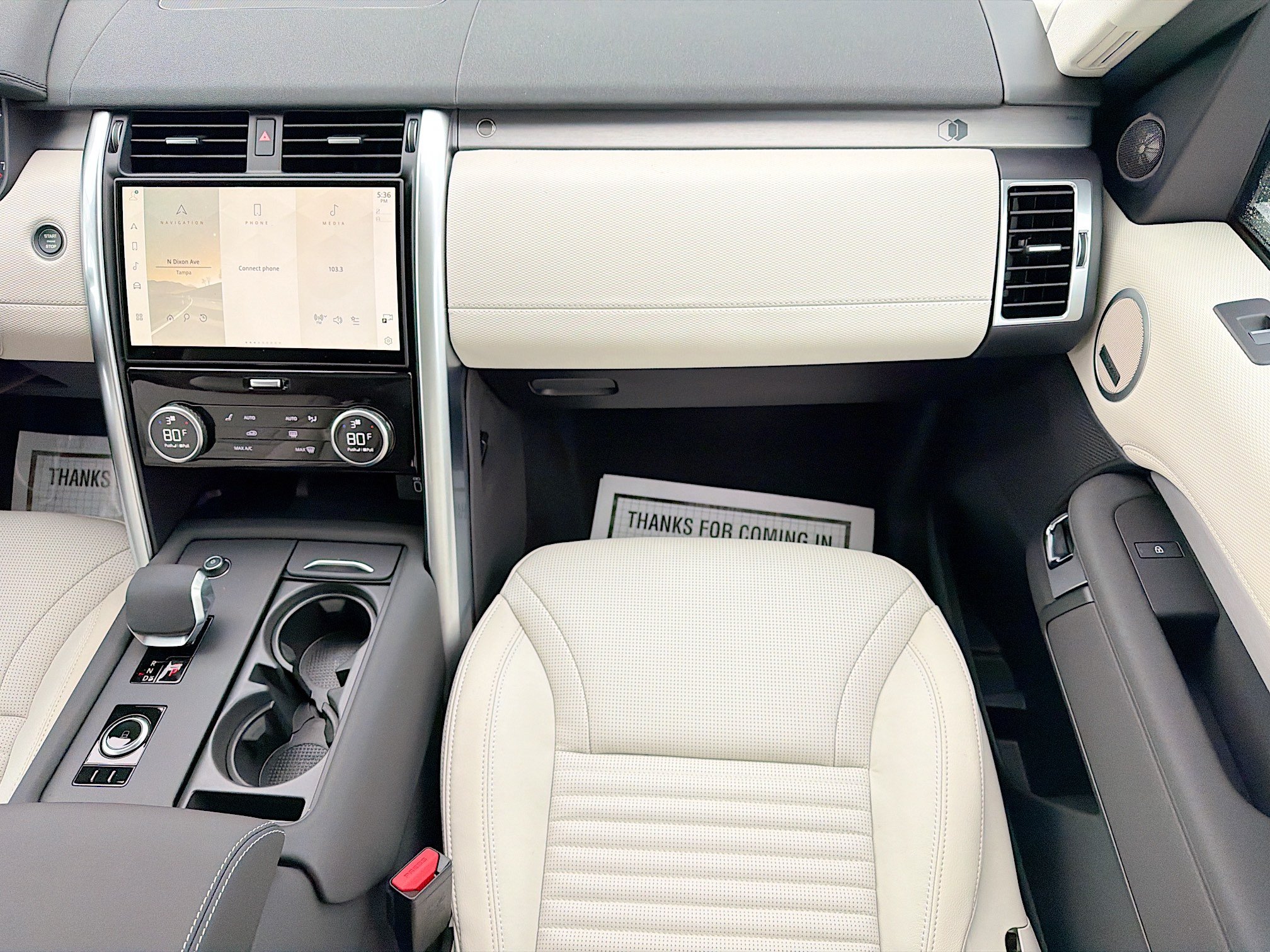 New 2026 Land Rover Discovery Limited Edition AWD/4WD image 19