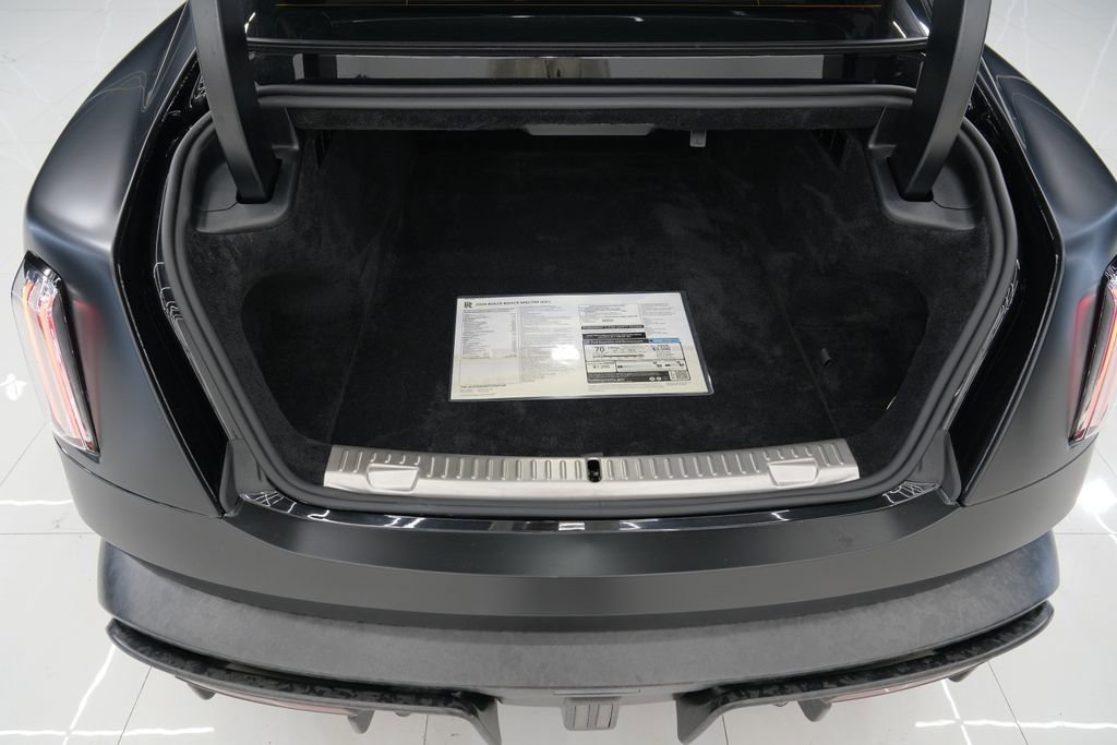 Used 2026 Rolls-Royce Spectre image 54
