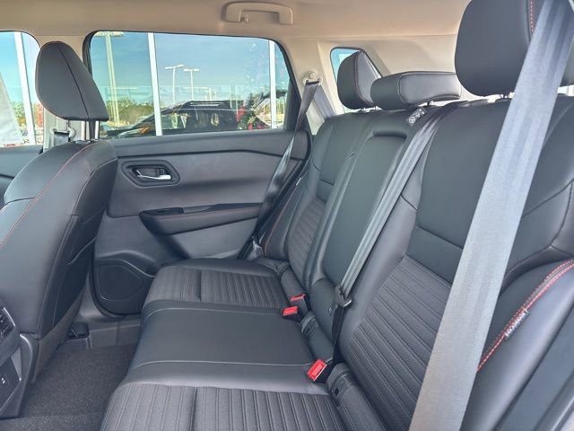 New 2026 Nissan Rogue Rock Creek image 18