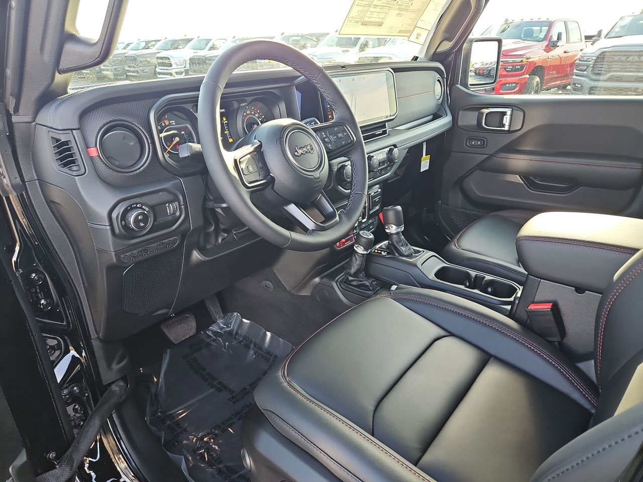 New 2025 Jeep Gladiator Rubicon image 17