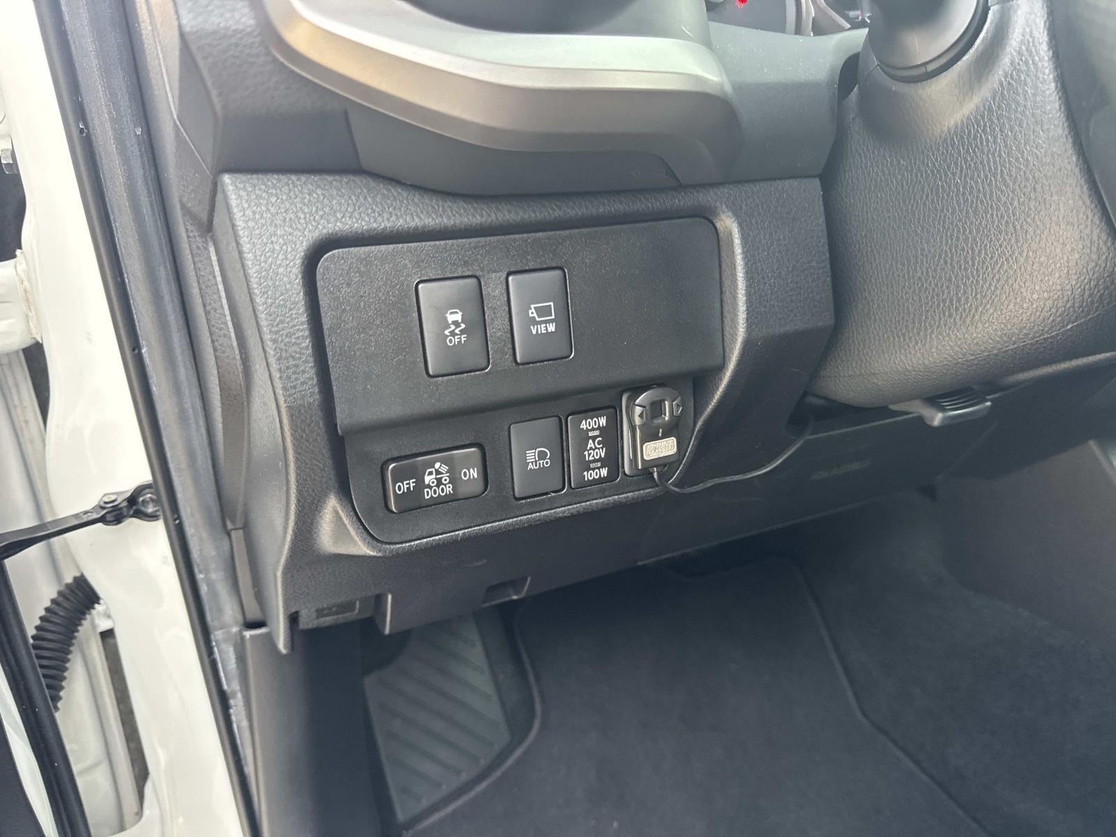Used 2022 Toyota Tacoma Limited AWD/4WD image 21