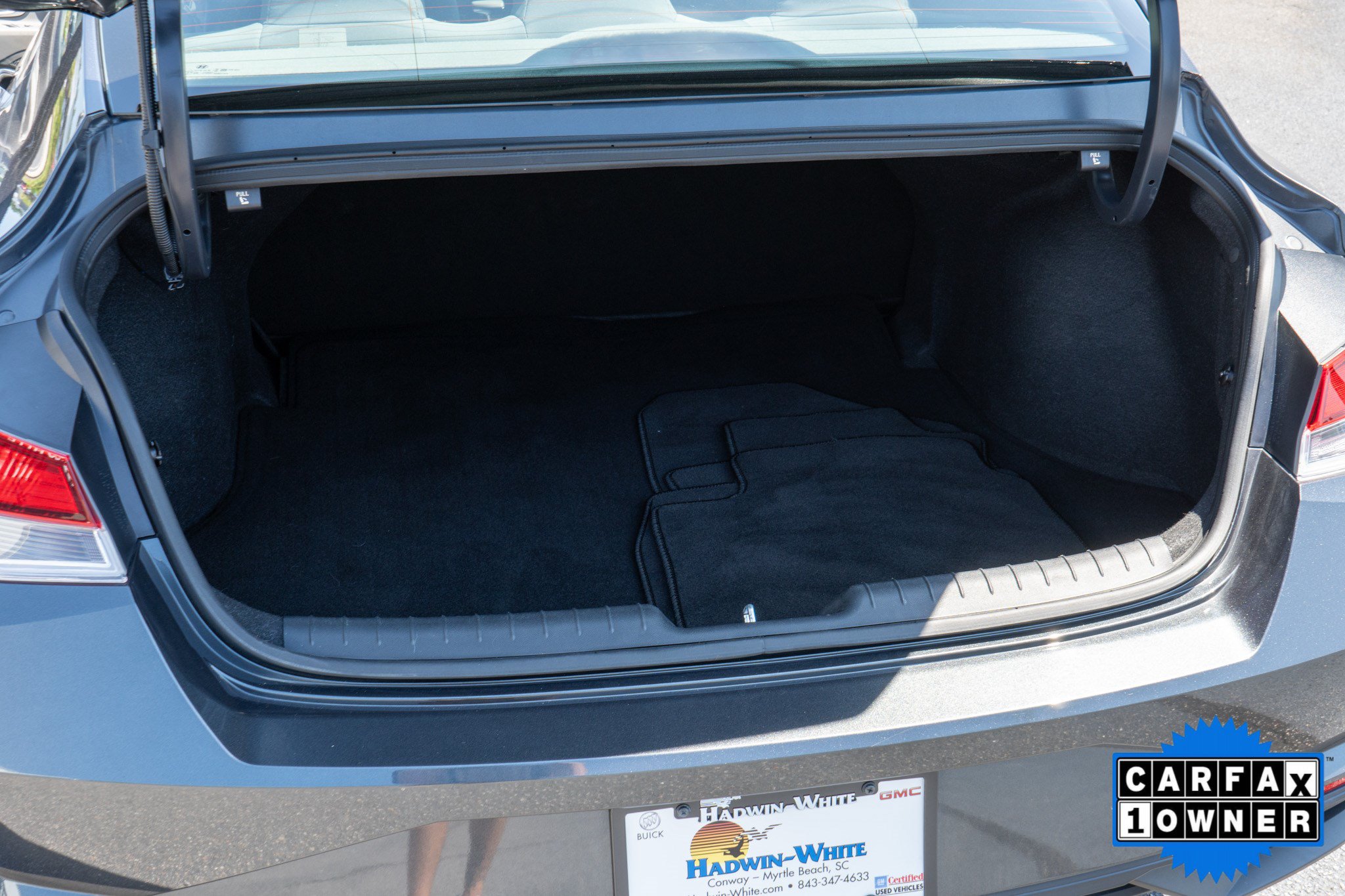 Used 2023 Hyundai Elantra SEL w/ Convenience Package FWD image 32