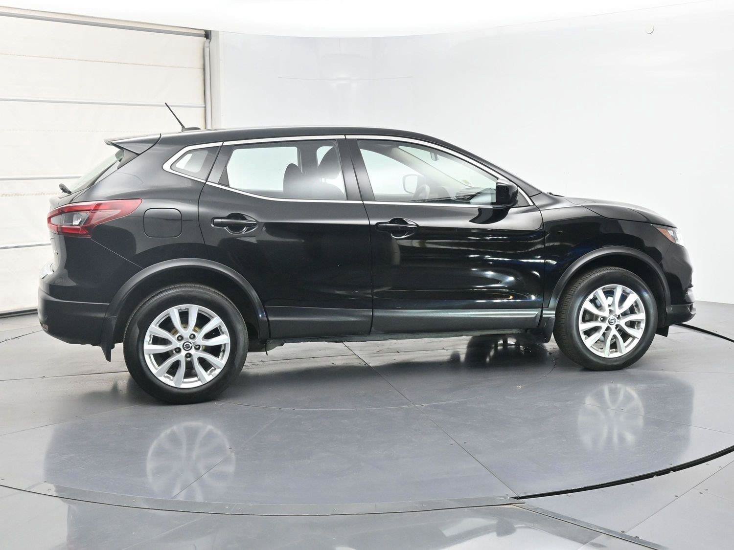 Used 2020 Nissan Rogue Sport S w/ Appearance Package AWD/4WD image 24
