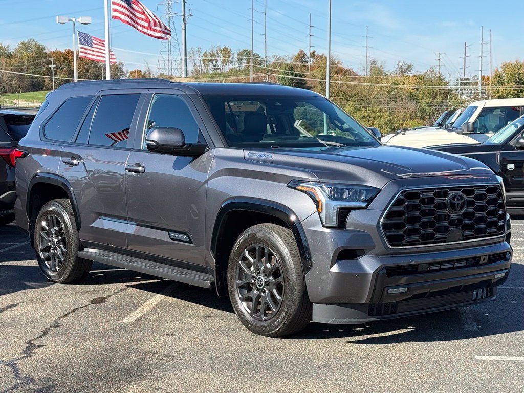 Used 2024 Toyota Sequoia Platinum AWD/4WD image 30